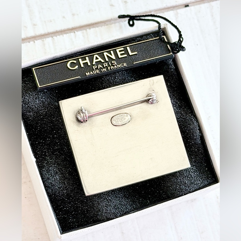 Vintage Chanel Silver 96P Square Brooch - Picture 5 of 6